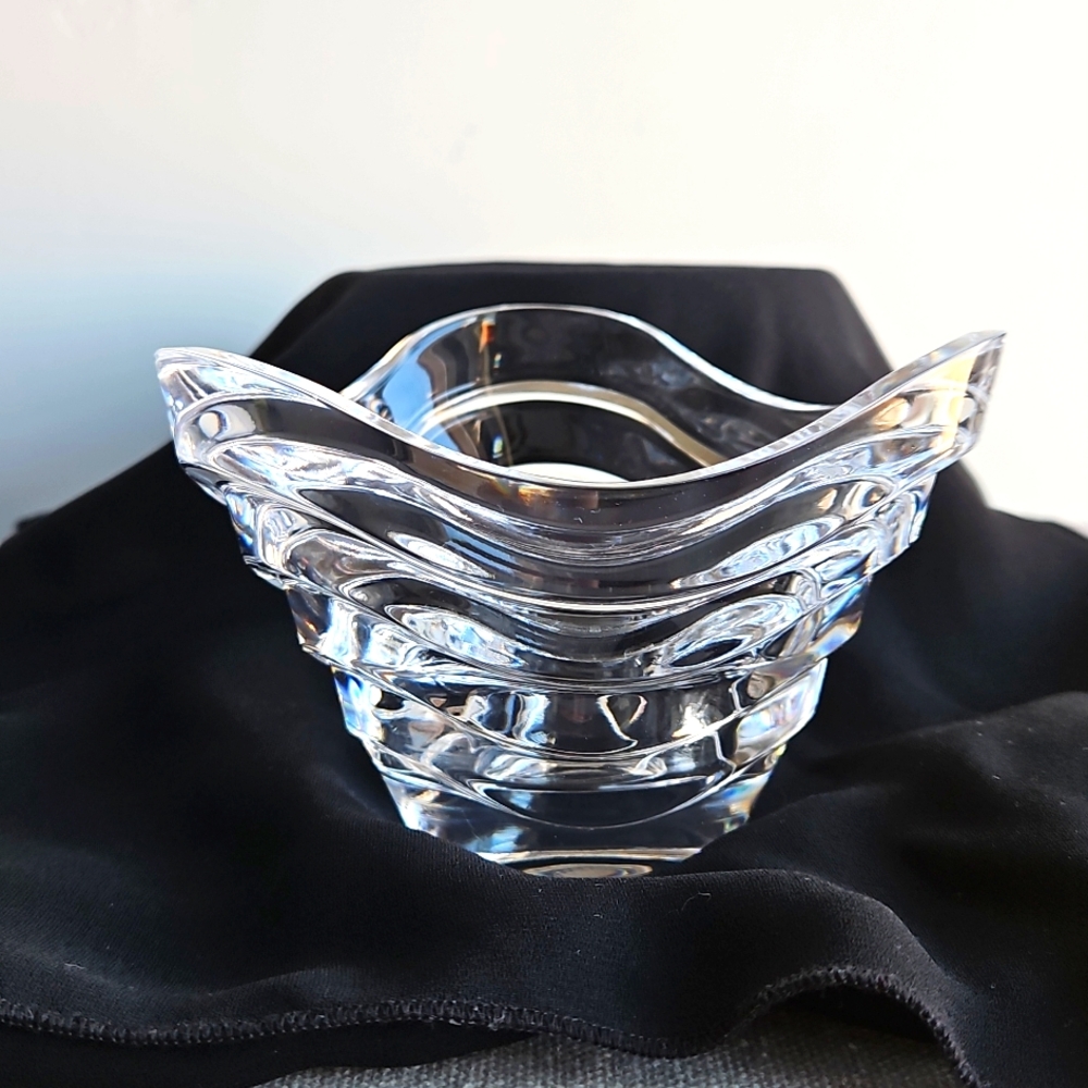 Illusions Lead Crystal Wave Bowl Votive Candle Holder